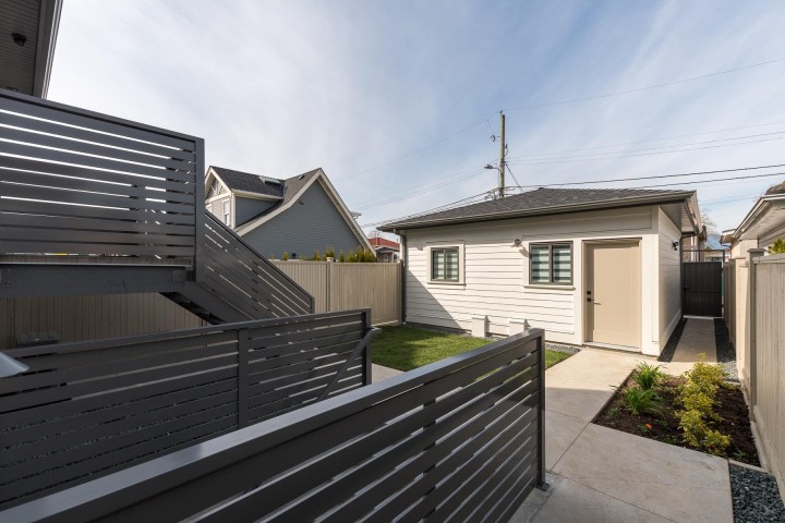 Photo 30 at 1 - 2263 E 35th Avenue, Victoria VE, Vancouver East