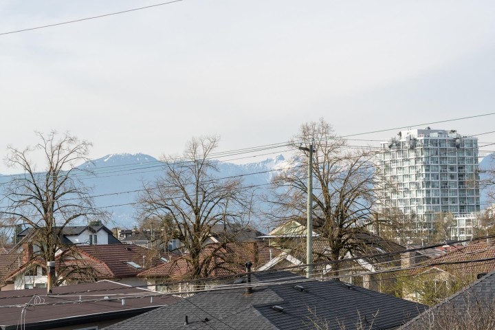 Photo 34 at 1 - 2263 E 35th Avenue, Victoria VE, Vancouver East