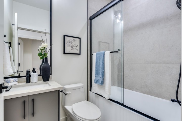 Photo 19 at 1 - 2263 E 35th Avenue, Victoria VE, Vancouver East