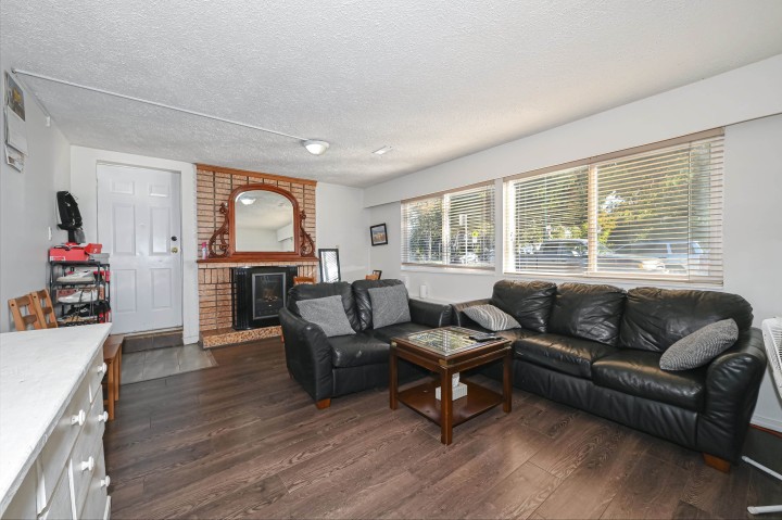 Photo 11 at 2295 E 48th Avenue, Killarney VE, Vancouver East