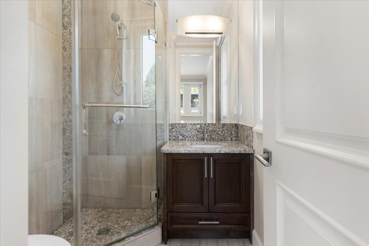 Photo 27 at 2171 Queens Avenue, Queens, West Vancouver