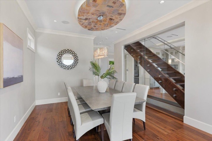 Photo 7 at 2171 Queens Avenue, Queens, West Vancouver