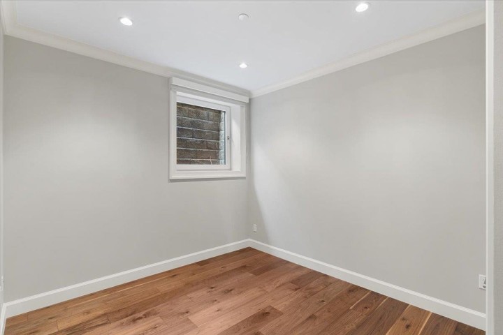 Photo 32 at 2171 Queens Avenue, Queens, West Vancouver