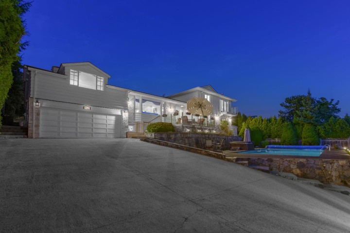 Photo 2 at 1391 Chartwell Drive, Chartwell, West Vancouver