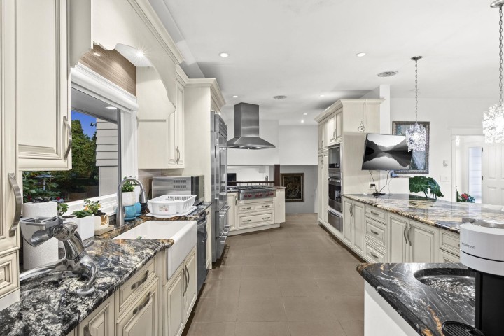 Photo 12 at 1391 Chartwell Drive, Chartwell, West Vancouver