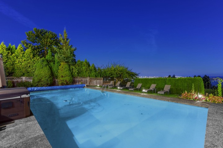 Photo 5 at 1391 Chartwell Drive, Chartwell, West Vancouver