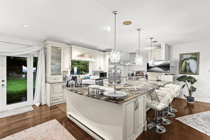 Photo 11 at 1391 Chartwell Drive, Chartwell, West Vancouver