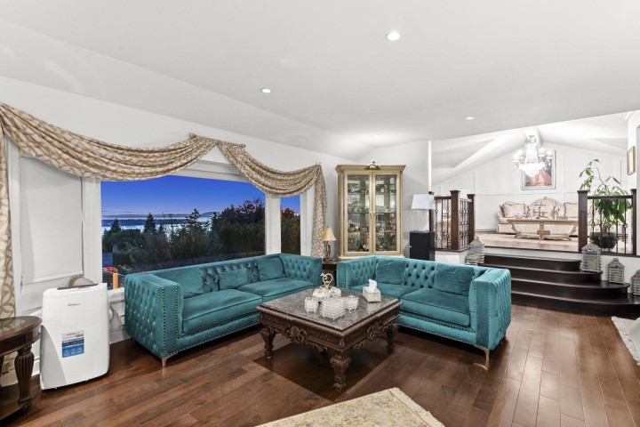 Photo 8 at 1391 Chartwell Drive, Chartwell, West Vancouver