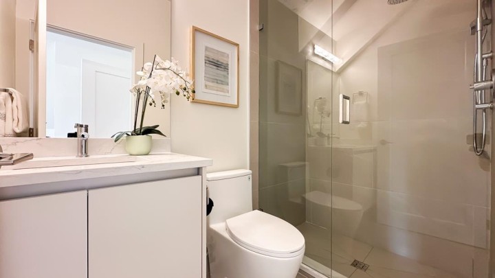 Photo 12 at 2919 Charles Street, Renfrew VE, Vancouver East