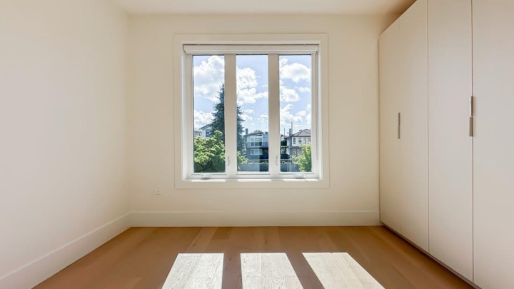 Photo 15 at 2919 Charles Street, Renfrew VE, Vancouver East