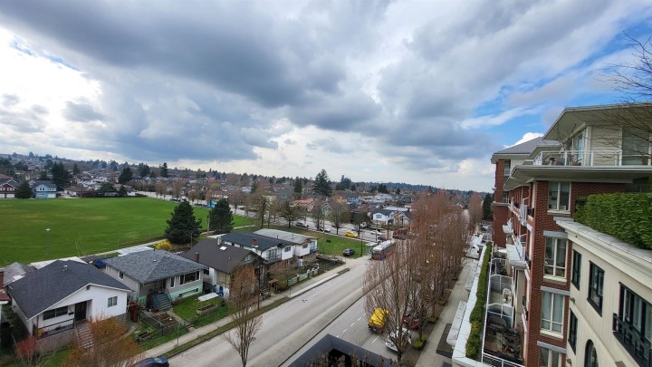 Photo 22 at 654 - 1483 E King Edward Avenue, Knight, Vancouver East