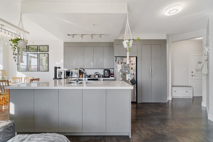 Photo 1 at 654 - 1483 E King Edward Avenue, Knight, Vancouver East