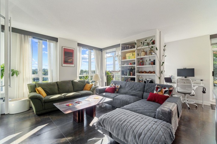 Photo 5 at 654 - 1483 E King Edward Avenue, Knight, Vancouver East