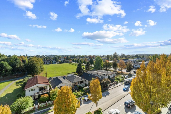 Photo 19 at 654 - 1483 E King Edward Avenue, Knight, Vancouver East