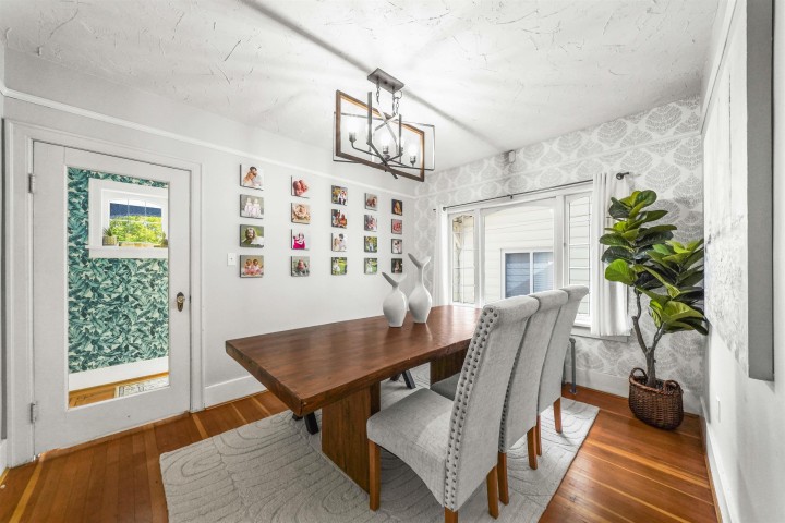 Photo 12 at 3130 Ivanhoe Street, Collingwood VE, Vancouver East