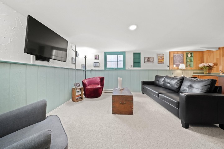 Photo 34 at 3130 Ivanhoe Street, Collingwood VE, Vancouver East