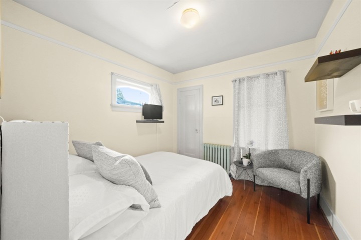 Photo 25 at 3130 Ivanhoe Street, Collingwood VE, Vancouver East
