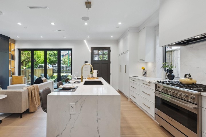 Photo 5 at #1 - 2244 E 11th Avenue, Grandview Woodland, Vancouver East