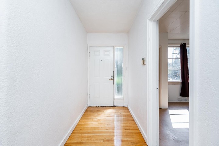 Photo 4 at 2212 Old Dollarton Road, Seymour NV, North Vancouver