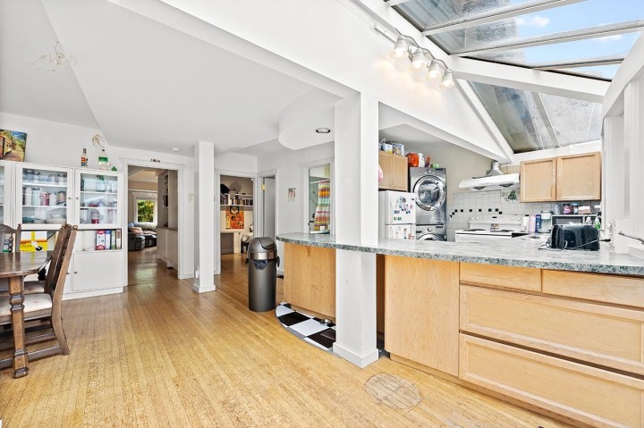 Photo 10 at 3825 W 31st Avenue, Dunbar, Vancouver West