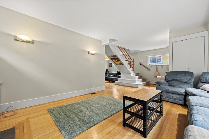 Photo 4 at 3825 W 31st Avenue, Dunbar, Vancouver West