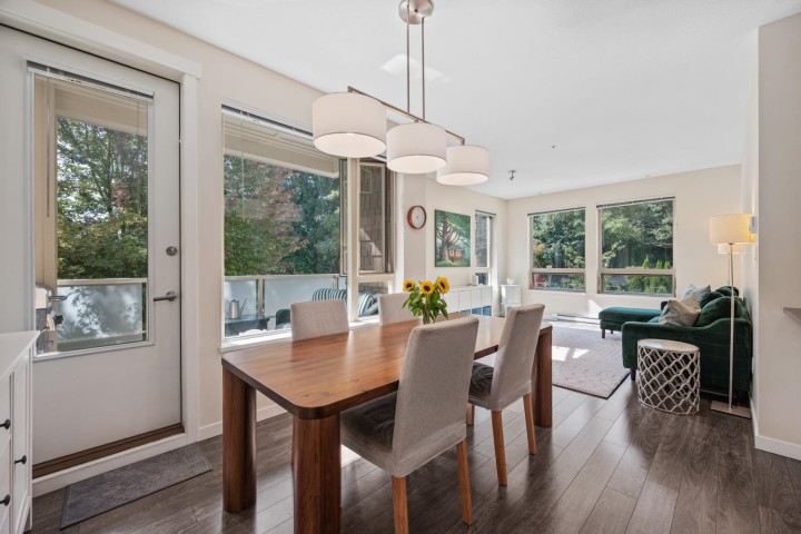 Photo 7 at 206 - 2665 Mountain Highway, Lynn Valley, North Vancouver