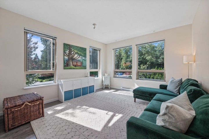 Photo 11 at 206 - 2665 Mountain Highway, Lynn Valley, North Vancouver