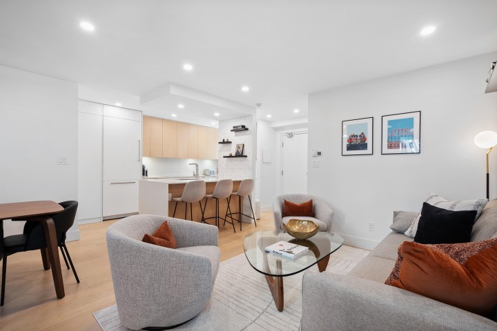 Photo 1 at 301 - 1350 Comox Street, West End VW, Vancouver West