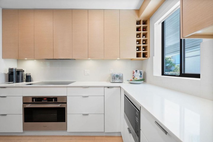 Photo 11 at 301 - 1350 Comox Street, West End VW, Vancouver West