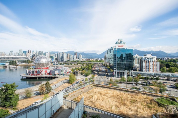 Photo 22 at 1706 - 1618 Quebec Street, Mount Pleasant VE, Vancouver East