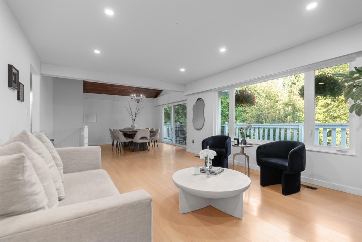 Photo 5 at 1835 Arborlynn Drive, Westlynn, North Vancouver