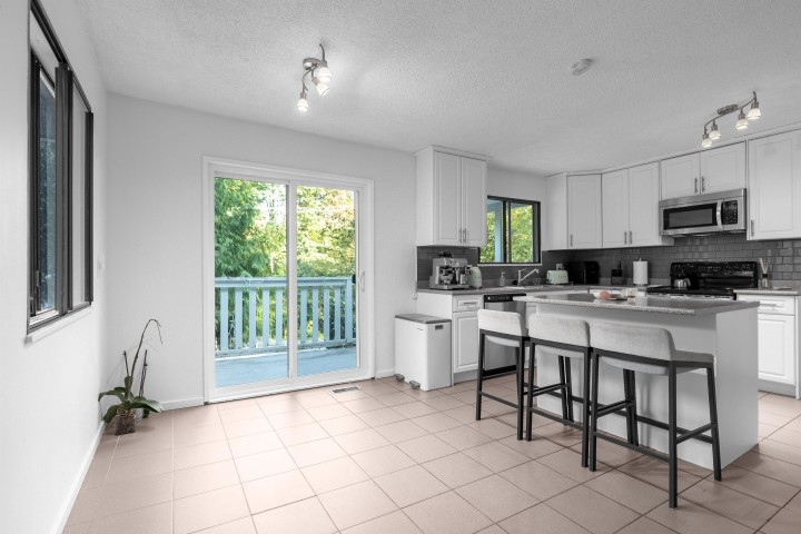 Photo 11 at 1835 Arborlynn Drive, Westlynn, North Vancouver