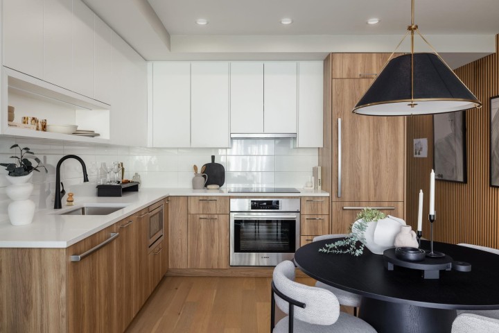 Photo 6 at 503 - 8398 Oak Street, Marpole, Vancouver West