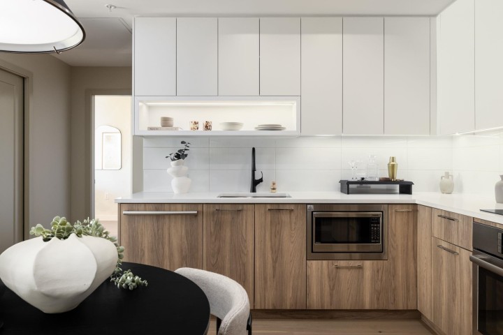 Photo 5 at 604 - 8398 Oak Street, Marpole, Vancouver West