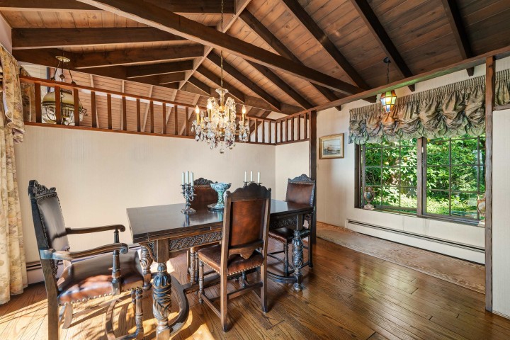 Photo 13 at 2235 Chairlift Road, Chelsea Park, West Vancouver