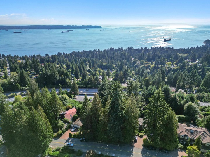 Photo 40 at 2235 Chairlift Road, Chelsea Park, West Vancouver