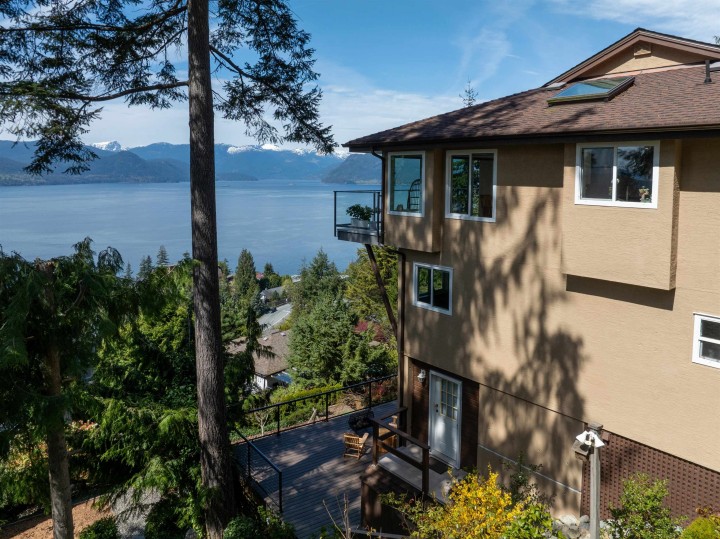 Photo 34 at 250 Kelvin Grove Way, Lions Bay, West Vancouver