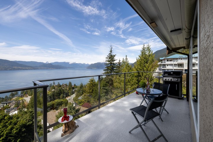 Photo 14 at 250 Kelvin Grove Way, Lions Bay, West Vancouver