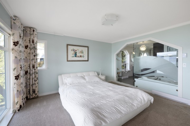 Photo 19 at 250 Kelvin Grove Way, Lions Bay, West Vancouver