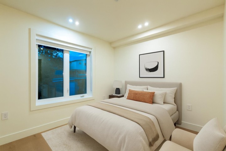 Photo 7 at 2 - 773 E 61st Avenue, South Vancouver, Vancouver East