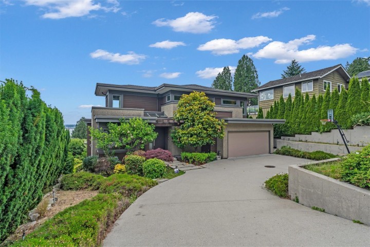 Photo 1 at 2548 Mathers Avenue, Dundarave, West Vancouver