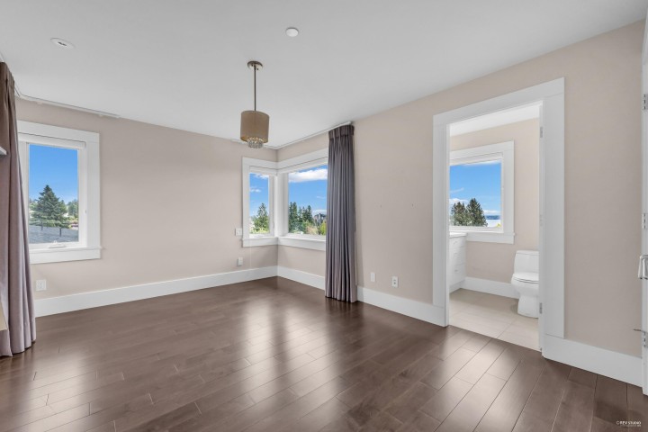 Photo 28 at 2548 Mathers Avenue, Dundarave, West Vancouver