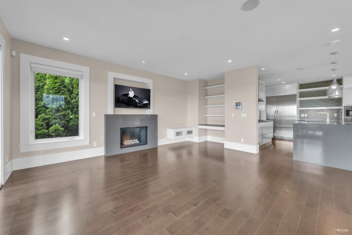 Photo 15 at 2548 Mathers Avenue, Dundarave, West Vancouver