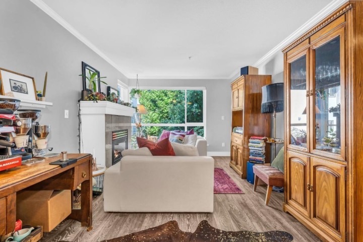 Photo 6 at 203 - 1617 Grant Street, Grandview Woodland, Vancouver East