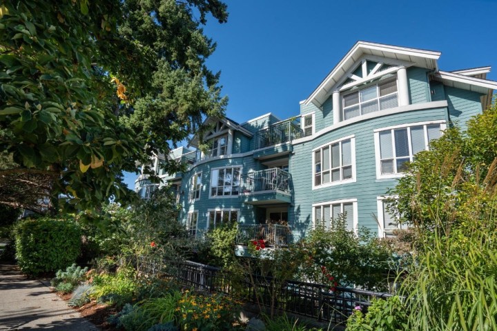 Photo 1 at 203 - 1617 Grant Street, Grandview Woodland, Vancouver East