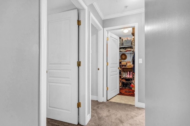 Photo 20 at 203 - 1617 Grant Street, Grandview Woodland, Vancouver East