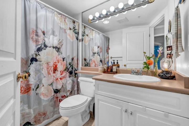 Photo 19 at 203 - 1617 Grant Street, Grandview Woodland, Vancouver East