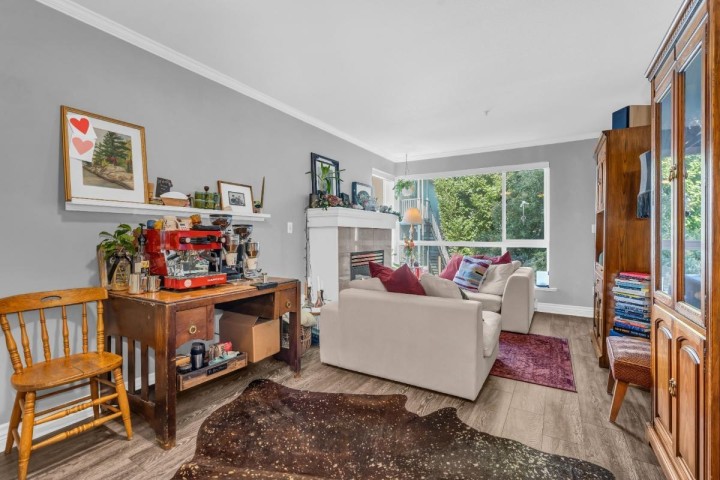 Photo 4 at 203 - 1617 Grant Street, Grandview Woodland, Vancouver East