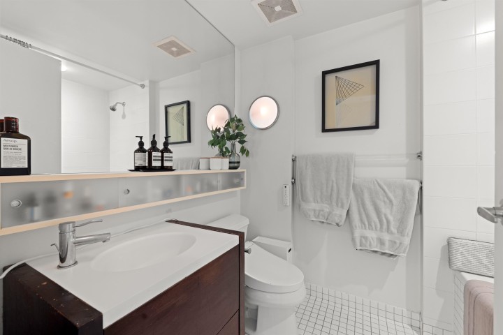 Photo 22 at 408 - 1275 Hamilton Street, Yaletown, Vancouver West