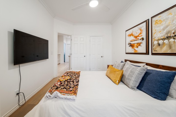 Photo 14 at 966 W 16th Avenue, Cambie, Vancouver West